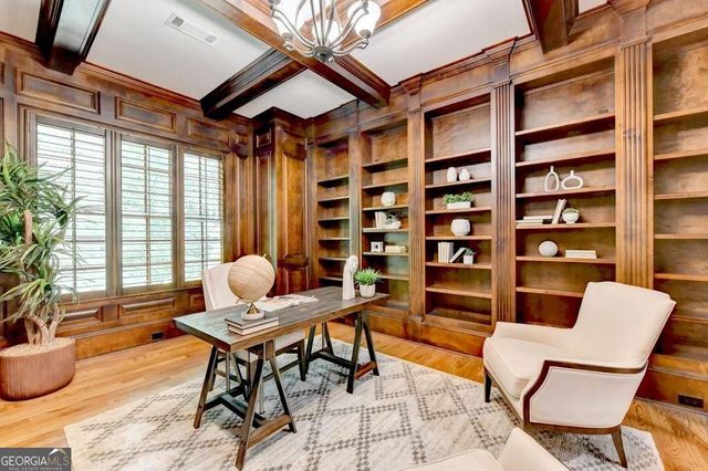 5505 Long Island Drive, Sandy Springs, GA 30327