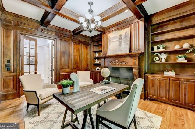 5505 Long Island Drive, Sandy Springs, GA 30327