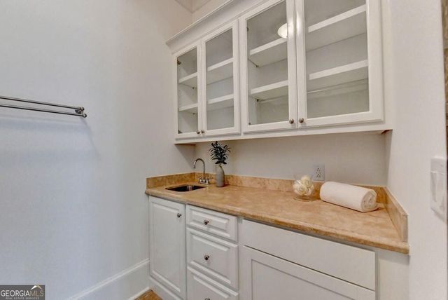 5505 Long Island Drive, Sandy Springs, GA 30327