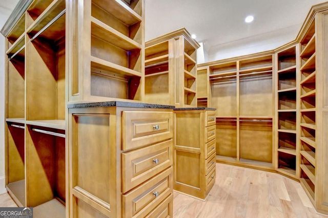 5505 Long Island Drive, Sandy Springs, GA 30327