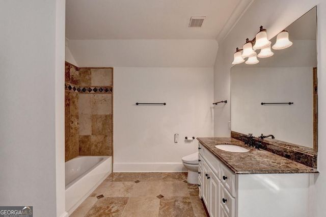 5505 Long Island Drive, Sandy Springs, GA 30327