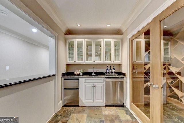 5505 Long Island Drive, Sandy Springs, GA 30327