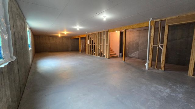 16197 Europa Avenue N, Hugo, MN 55038