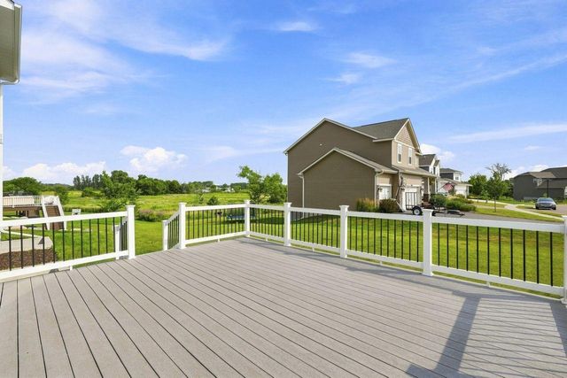16197 Europa Avenue N, Hugo, MN 55038
