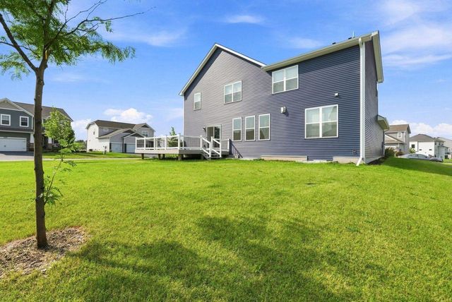 16197 Europa Avenue N, Hugo, MN 55038