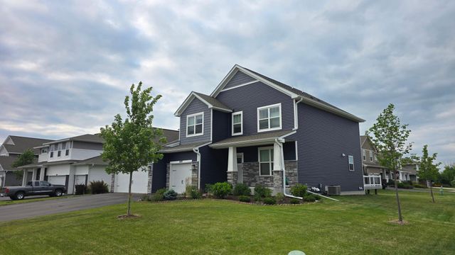 16197 Europa Avenue N, Hugo, MN 55038
