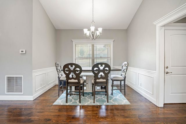 10 E Barrington Drive, Somerset, KY 42503