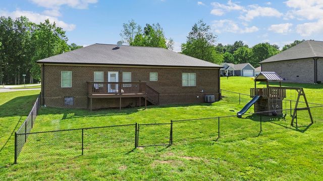 10 E Barrington Drive, Somerset, KY 42503