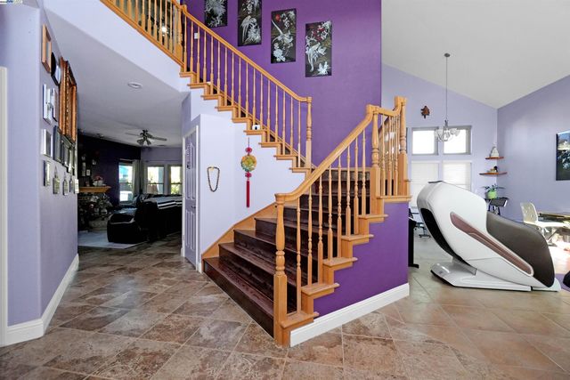 1445 Yorkshire Loop, Tracy, CA 95376