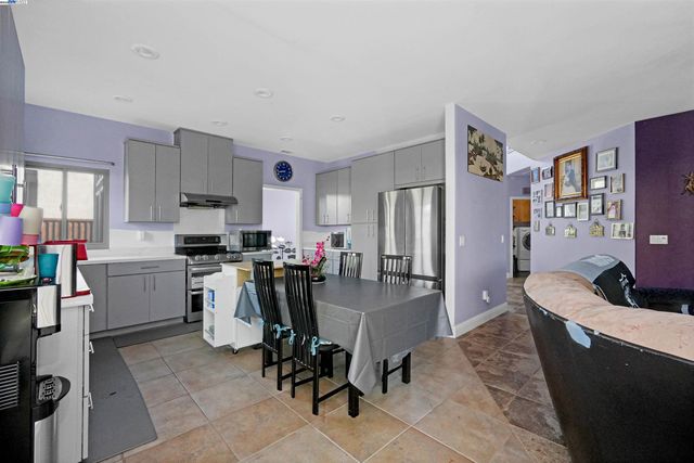 1445 Yorkshire Loop, Tracy, CA 95376