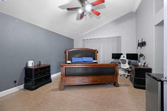 1445 Yorkshire Loop, Tracy, CA 95376