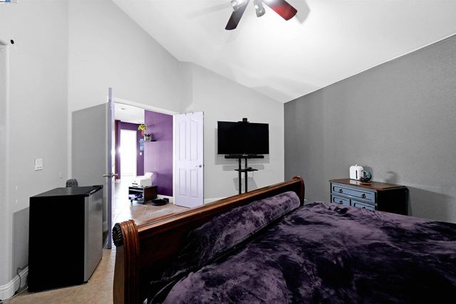 1445 Yorkshire Loop, Tracy, CA 95376