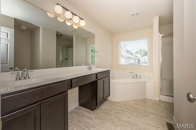 511 Roaring Fork Court, Cottleville, MO 63376