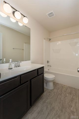 511 Roaring Fork Court, Cottleville, MO 63376