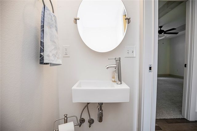 718 W Maple Street, Rogers, AR 72756