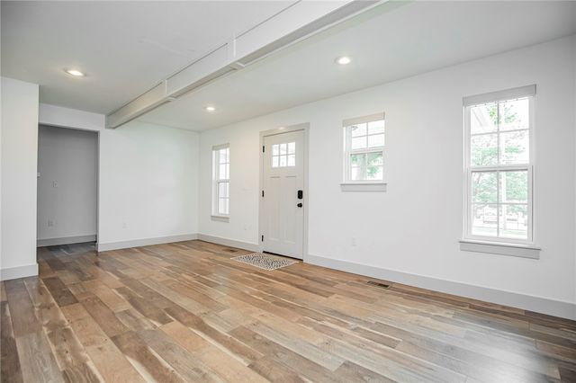 718 W Maple Street, Rogers, AR 72756