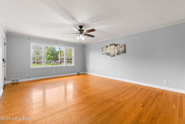 2303 Ecton Ln, Louisville, KY 40216