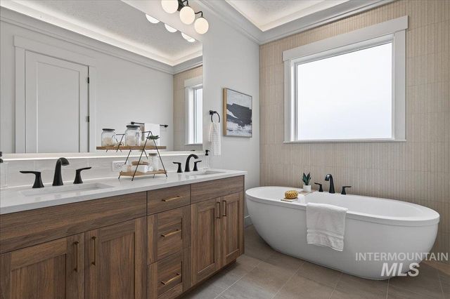 6518 W Flathead Lake St, Eagle, ID 83616