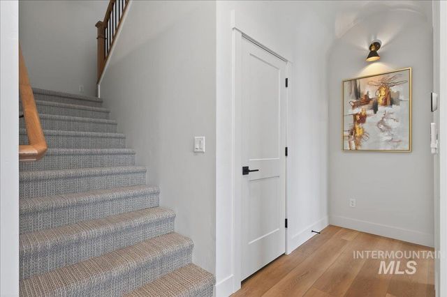 6518 W Flathead Lake St, Eagle, ID 83616