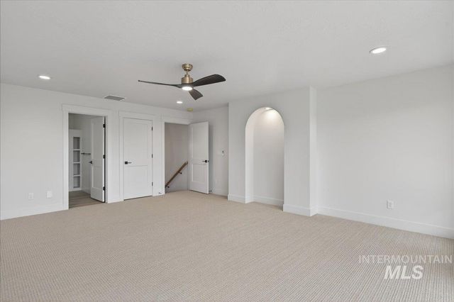 6518 W Flathead Lake St, Eagle, ID 83616