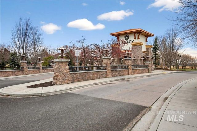 6518 W Flathead Lake St, Eagle, ID 83616