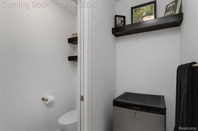 20330 Rambling Drive, Clinton Charter Township, MI 48038