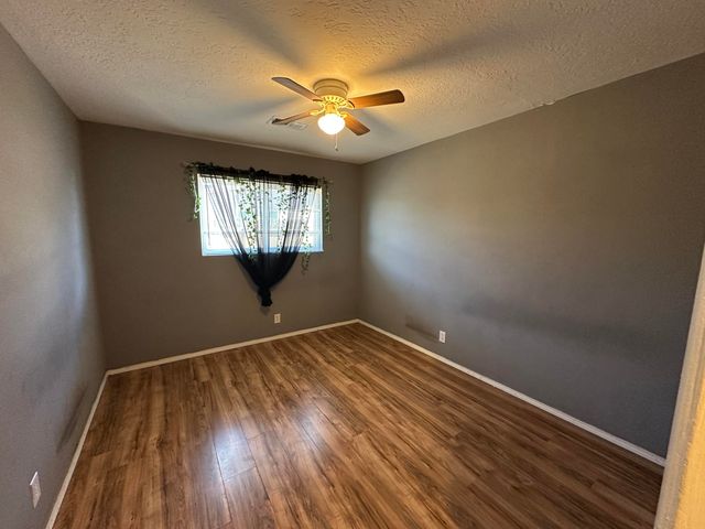 6209 Sunset Gardens Road SW, Albuquerque, NM 87121