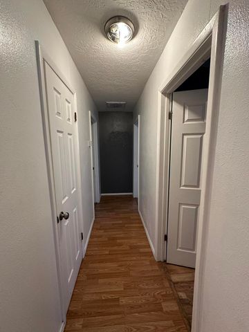 6209 Sunset Gardens Road SW, Albuquerque, NM 87121