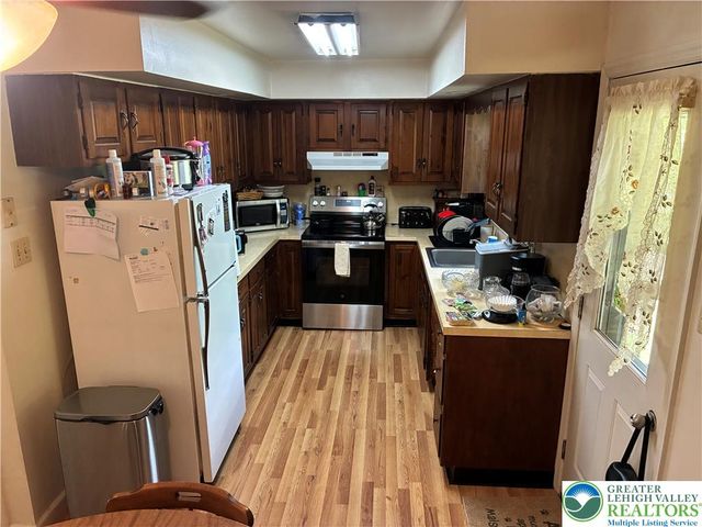 161 Glenoak Drive, Pocono Twp, PA 18301