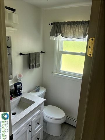 161 Glenoak Drive, Pocono Twp, PA 18301