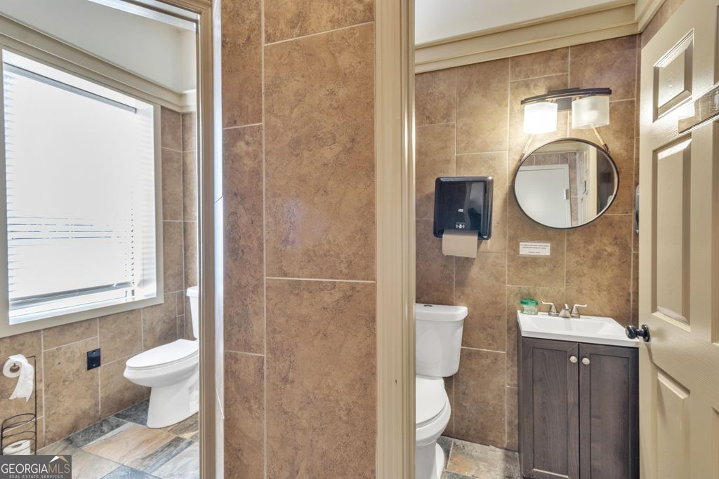 33 S Carolina Street, Hartwell, GA 30643 — photo 4