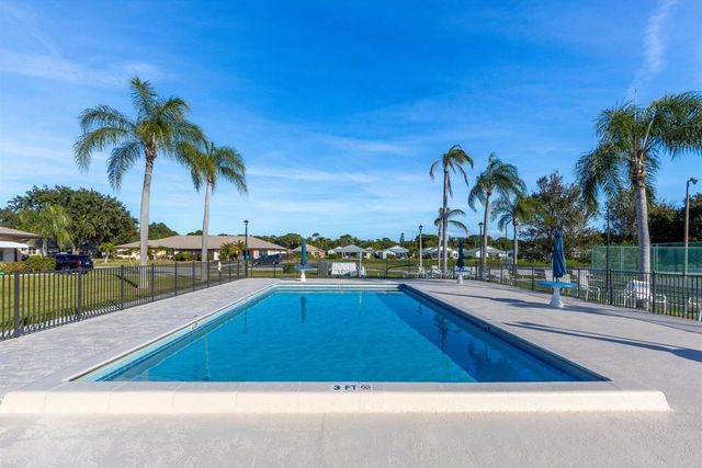 6202 Alexandria Circle, Fort Pierce, FL 34982