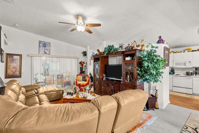 6202 Alexandria Circle, Fort Pierce, FL 34982