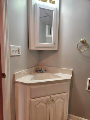 3119 Hillcrest Drive, Cedar Falls, IA 50613