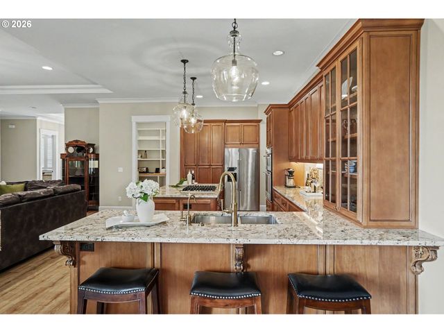 7006 RIVA RIDGE Dr, Turner, OR 97392