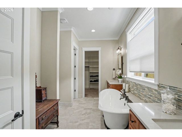 7006 RIVA RIDGE Dr, Turner, OR 97392