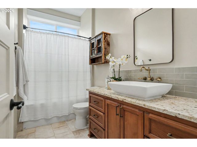 7006 RIVA RIDGE Dr, Turner, OR 97392