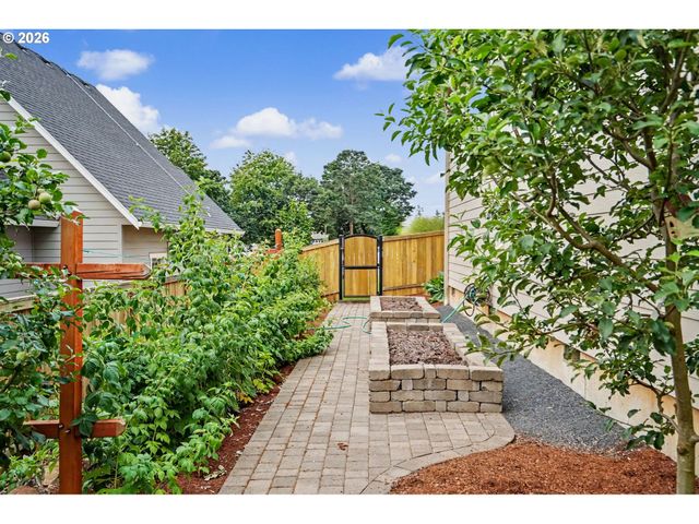 7006 RIVA RIDGE Dr, Turner, OR 97392