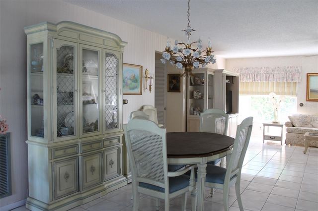 9242 36TH STREET N, Pinellas Park, FL 33782