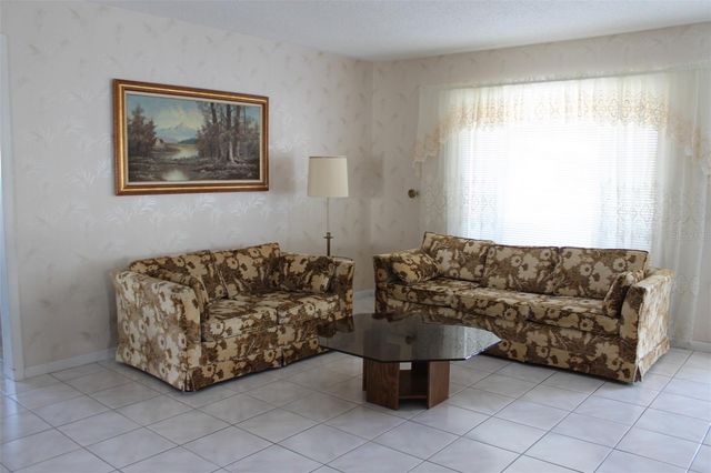 9242 36TH STREET N, Pinellas Park, FL 33782