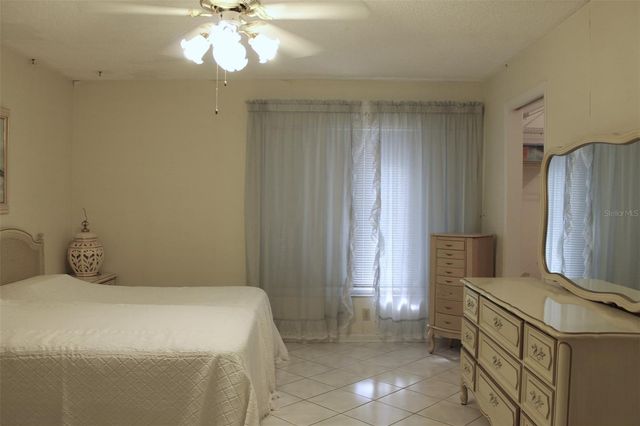 9242 36TH STREET N, Pinellas Park, FL 33782