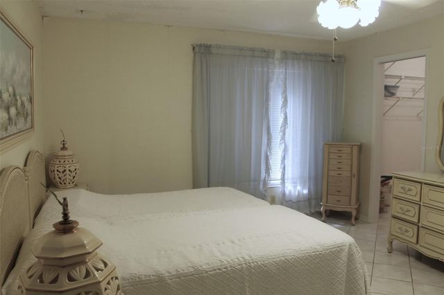 9242 36TH STREET N, Pinellas Park, FL 33782