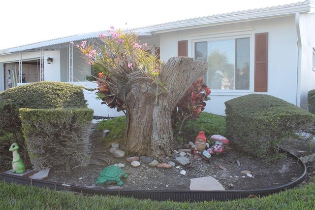 9242 36TH STREET N, Pinellas Park, FL 33782