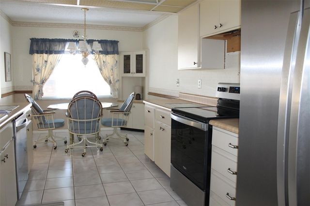 9242 36TH STREET N, Pinellas Park, FL 33782