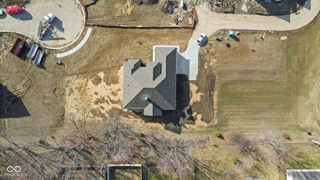 6890 Enclave Drive, Mccordsville, IN 46055
