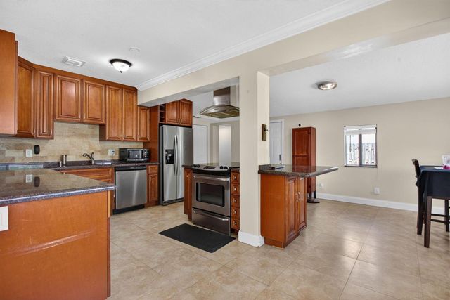 1914 NE 53rd Court, Pompano Beach, FL 33064