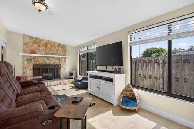 1914 NE 53rd Court, Pompano Beach, FL 33064