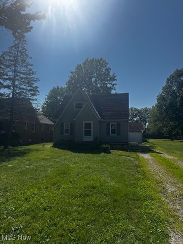 6926 Mackenzie Road, Olmsted Falls, OH 44138