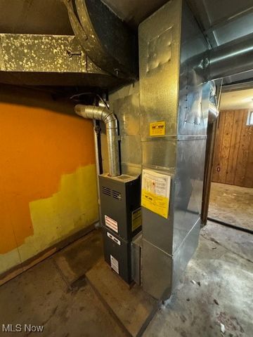 6926 Mackenzie Road, Olmsted Falls, OH 44138