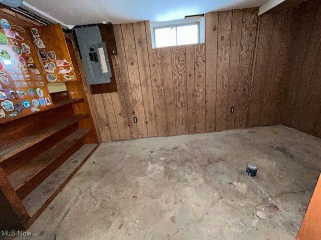 6926 Mackenzie Road, Olmsted Falls, OH 44138